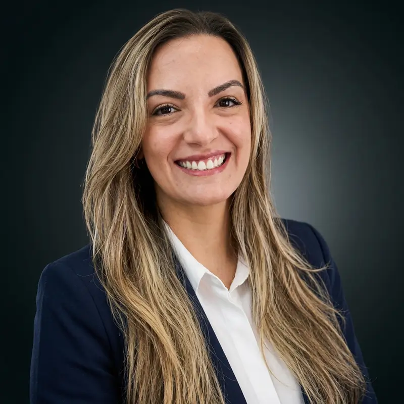 Viviane Principe Representante Comercial do Damásio